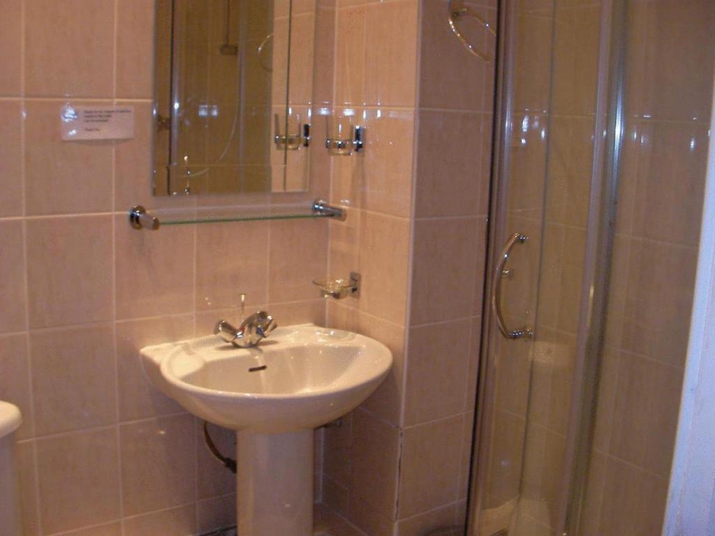 Metro Hotel Λονδίνο Εξωτερικό φωτογραφία